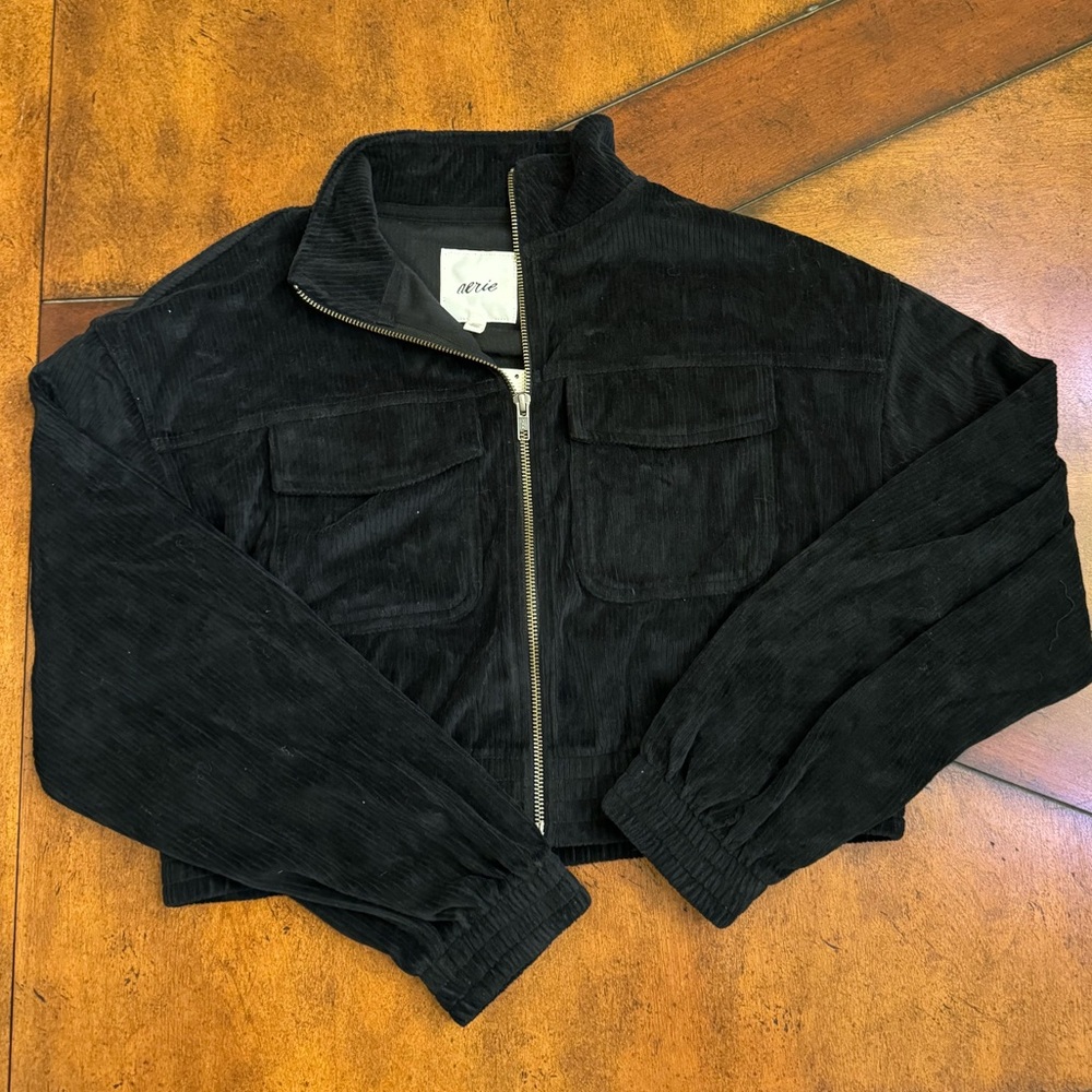 Aerie Crop Velour Zip Up Top Size Small Black